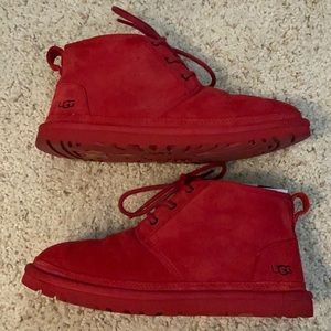 Red Ugg Neumels
